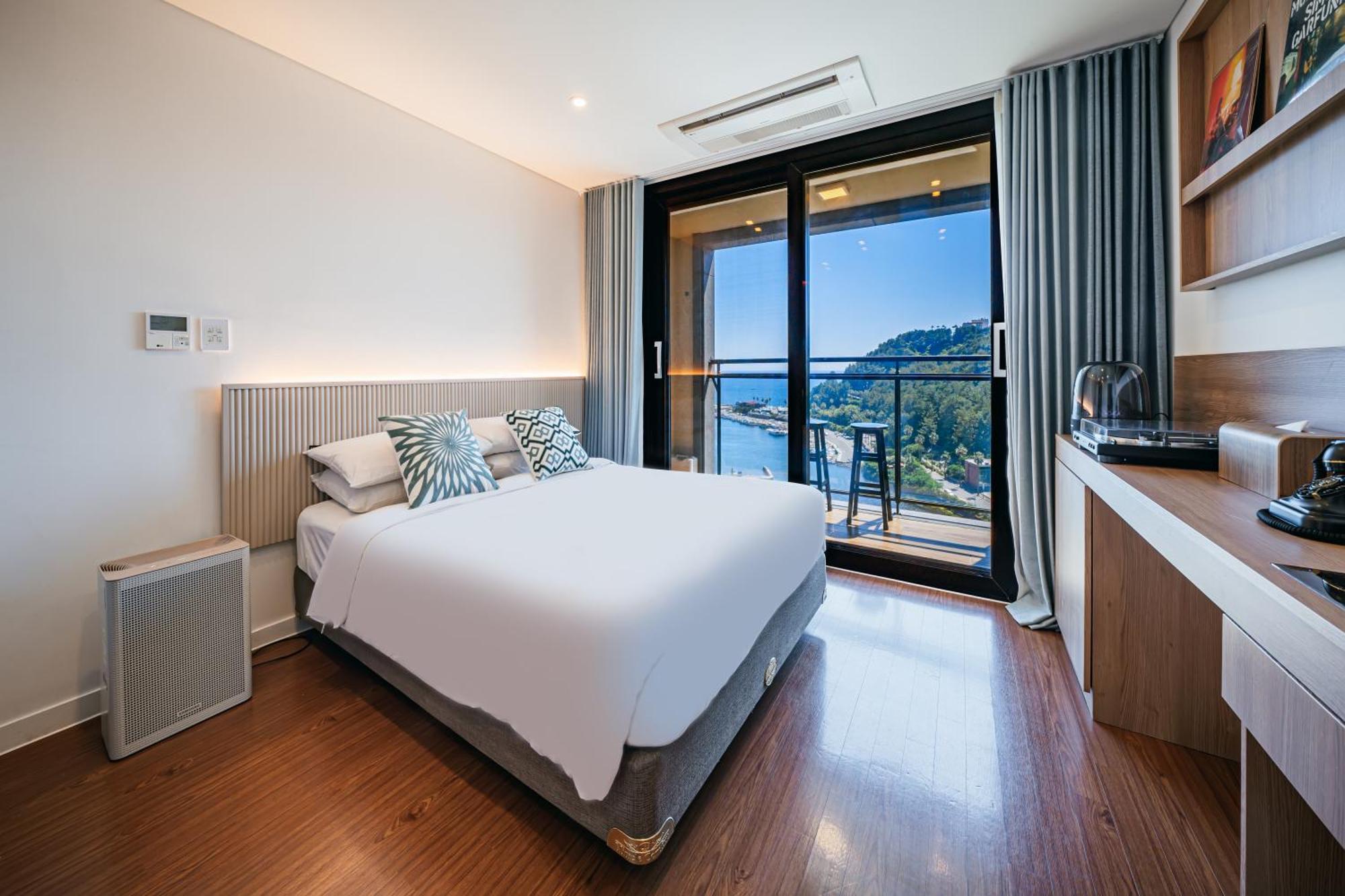 Hotel Yeon Согвипхо Экстерьер фото